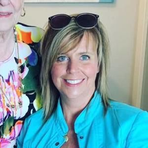 Meet your Posher, Debbie